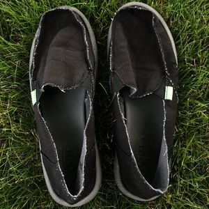 Size 8 Women Sanuks